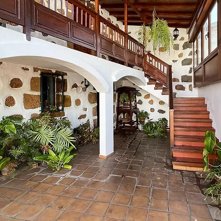 El Caseron De Holiday home Teror