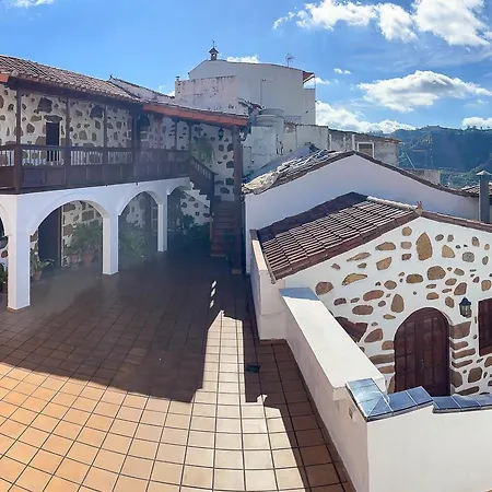 El Caseron De Teror
